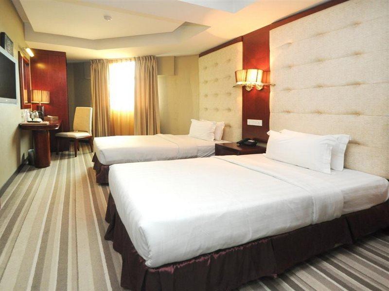 Celyn City Hotel Kota Kinabalu Exterior photo