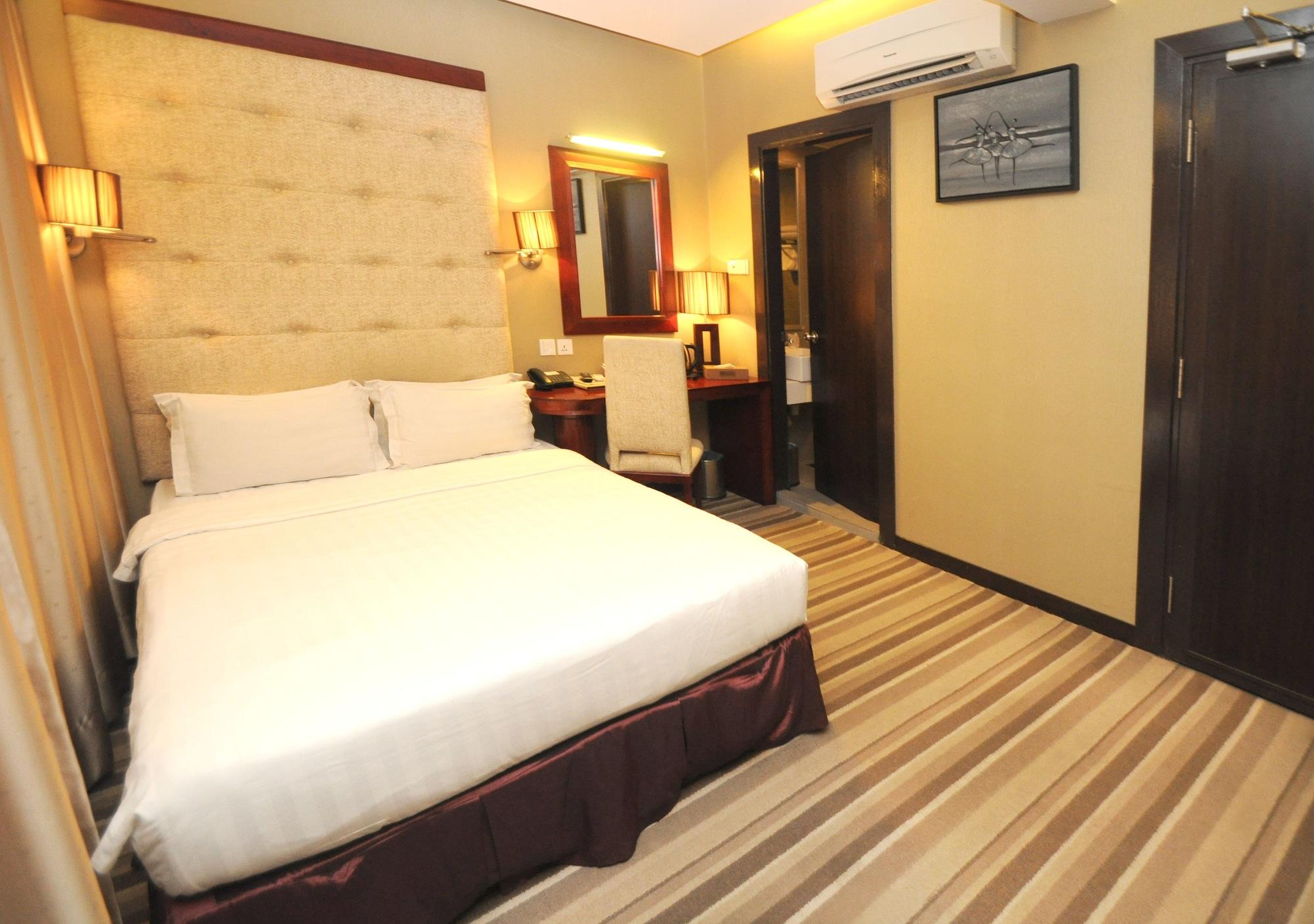 Celyn City Hotel Kota Kinabalu Exterior photo