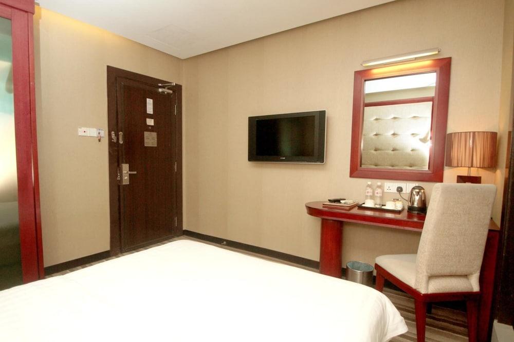 Celyn City Hotel Kota Kinabalu Exterior photo