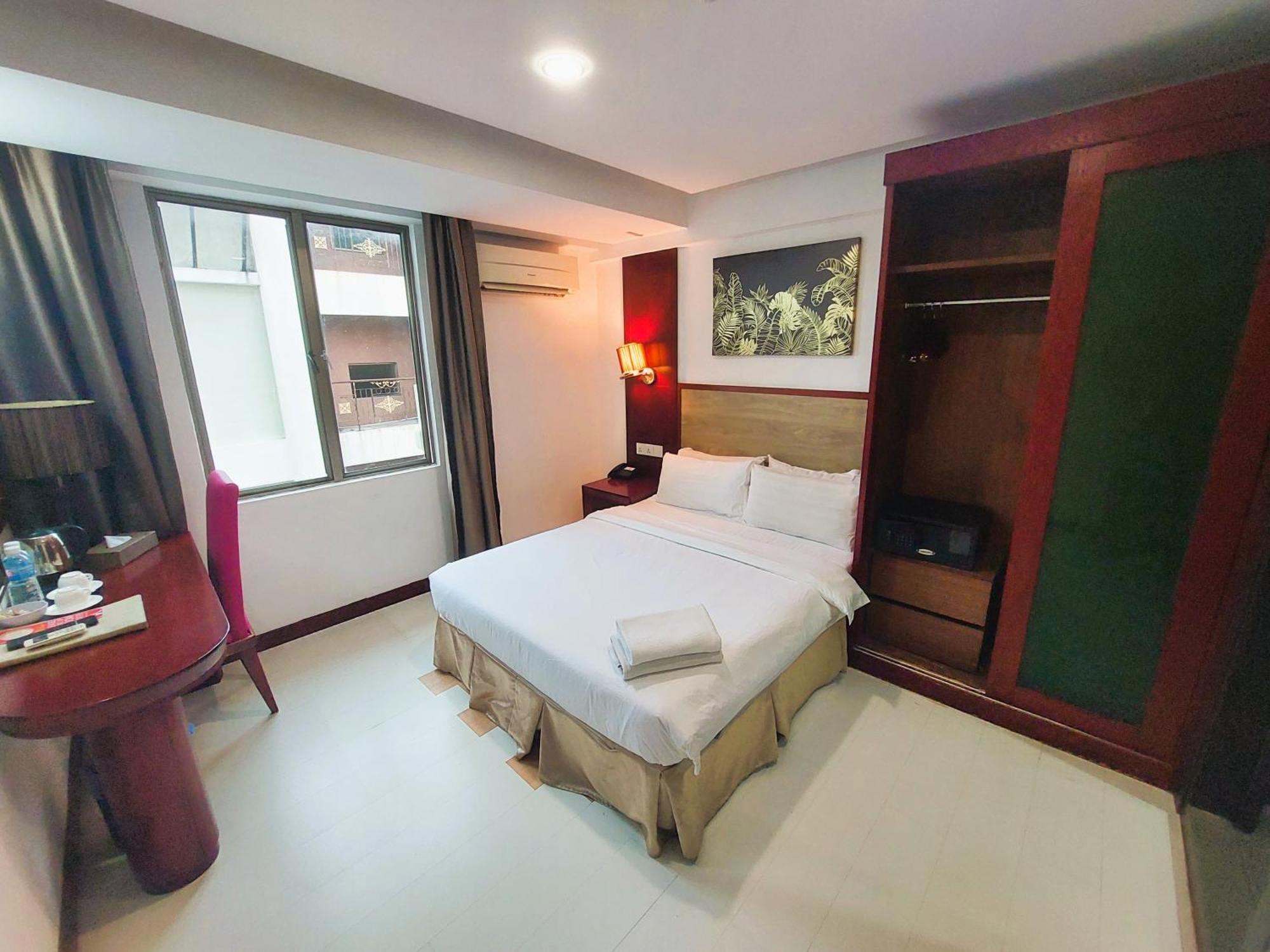Celyn City Hotel Kota Kinabalu Exterior photo